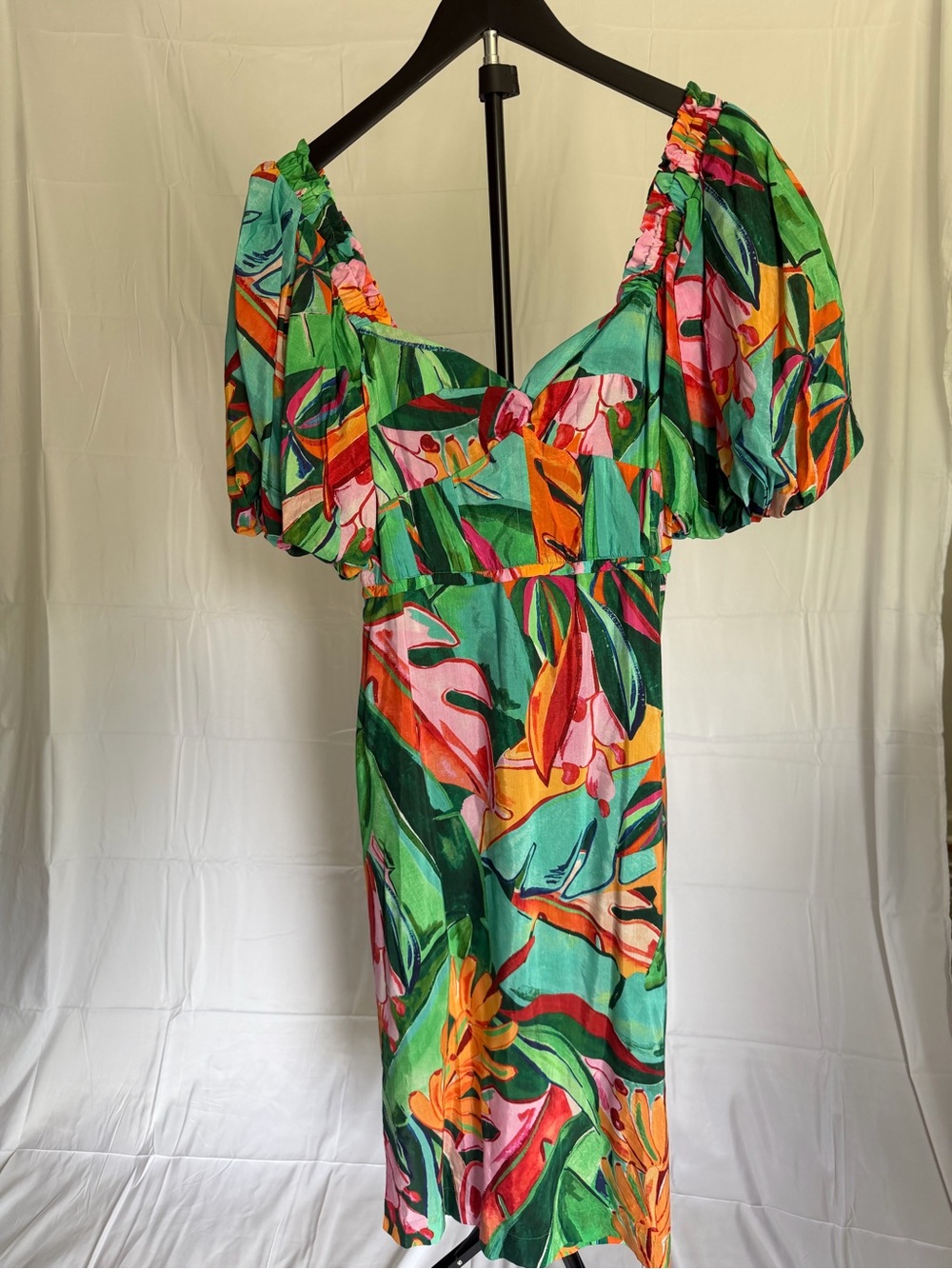 NWT FARM Rio Green Tropical Puff-Sleeve Midi Dress- size medium